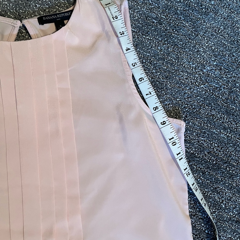 Banana Republic Sleeveless Top Size Small - Picture 9 of 9